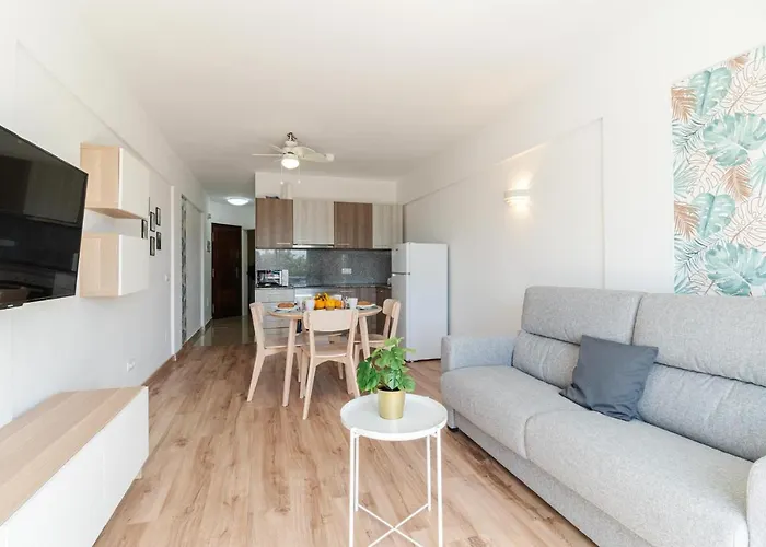 Charming Seaside And Terasse In Playa Paraiso Costa Adeje