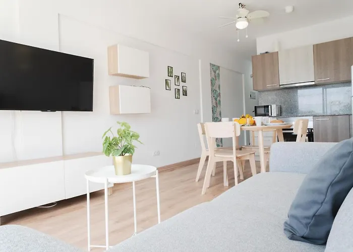 Apartamento Charming Seaside And Terasse In Playa Paraiso